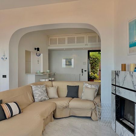 Porto Santo Stefano Vista Mare + Parcheggio Gratuito Apartment Екстериор снимка