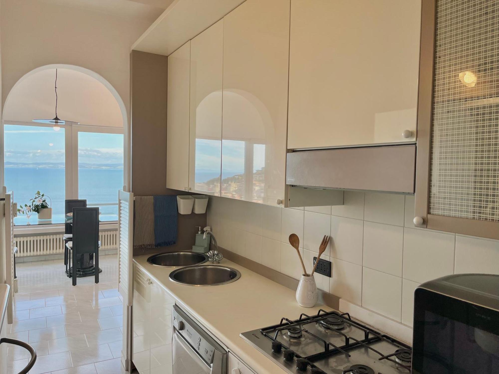 Porto Santo Stefano Vista Mare + Parcheggio Gratuito Apartment Екстериор снимка